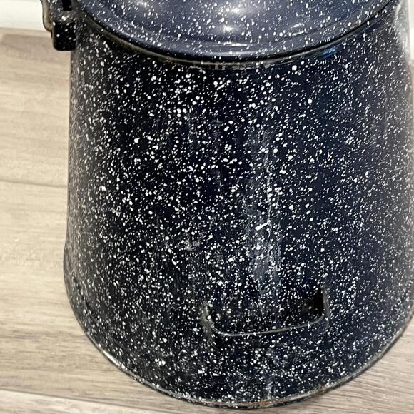 Vintage Large Enamel Granite Ware Blue White Speckle Metal Coffee Pot - Picture 5 of 6